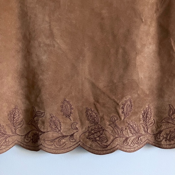 LORD & TAYLOR Vintage Tan Leather Scalloped Hem Embroidered Pencil Skirt Size 14 - Picture 4 of 12
